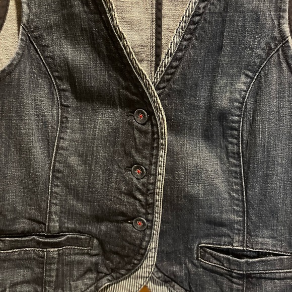 WOMENS CHICO’S PLATINUM SZ 2/Lg  DENIM VEST - Picture 5 of 8